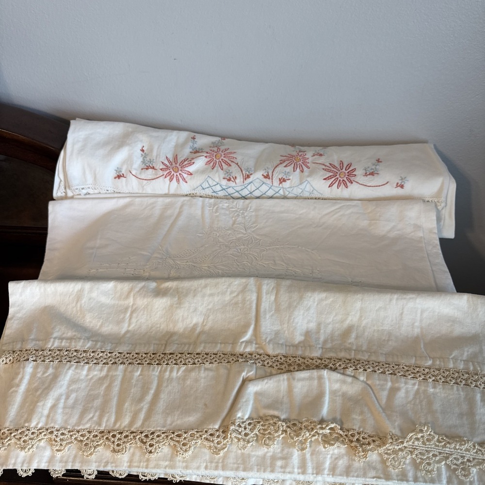 9 Pc (3 Sets & 3 Singles) Vintage Crochet Edge Pillowcases Floral Design